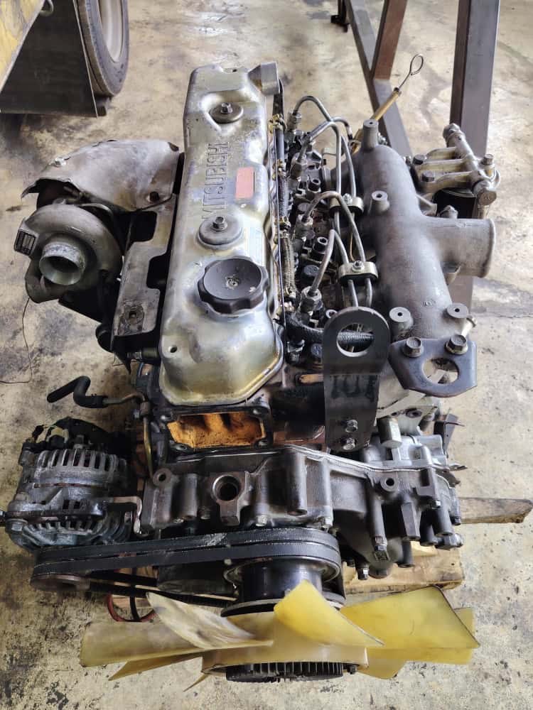 Motor Mitsubishi 4D34T 3.9L Turbo Diésel